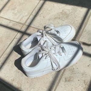 Kids Nike airforce ones